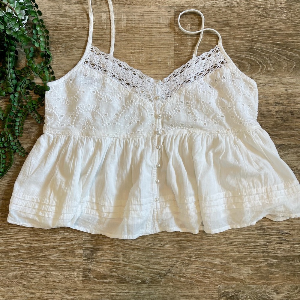 American Eagle Outfitters White Eyelet Lace Cami